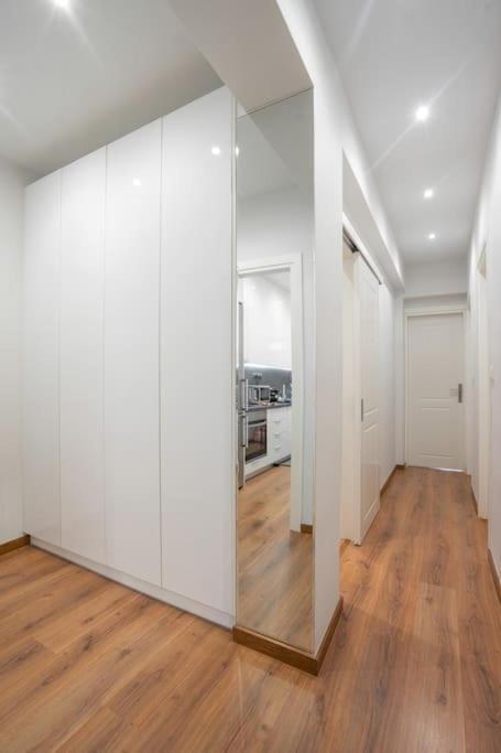Modernised Athenian Apartment /W 2Br & 2Ba Luaran gambar