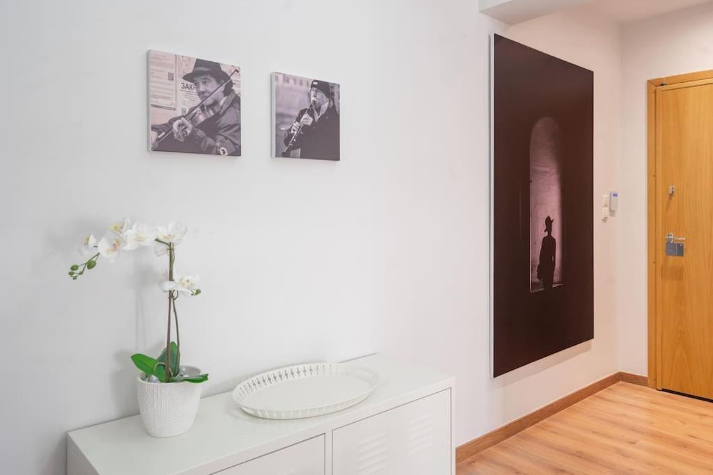 Modernised Athenian Apartment /W 2Br & 2Ba Luaran gambar