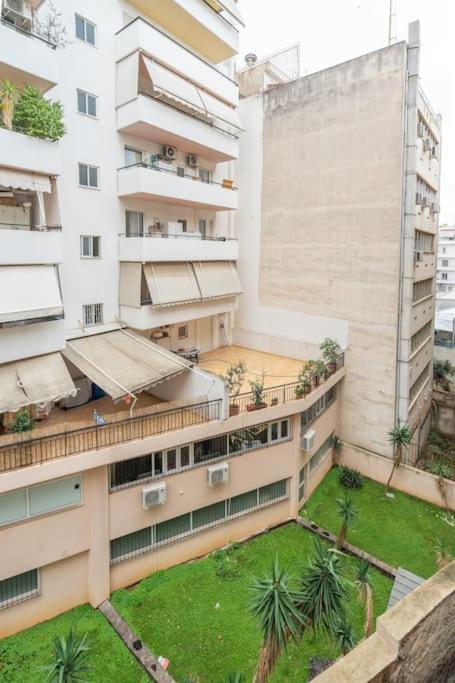 Modernised Athenian Apartment /W 2Br & 2Ba Luaran gambar